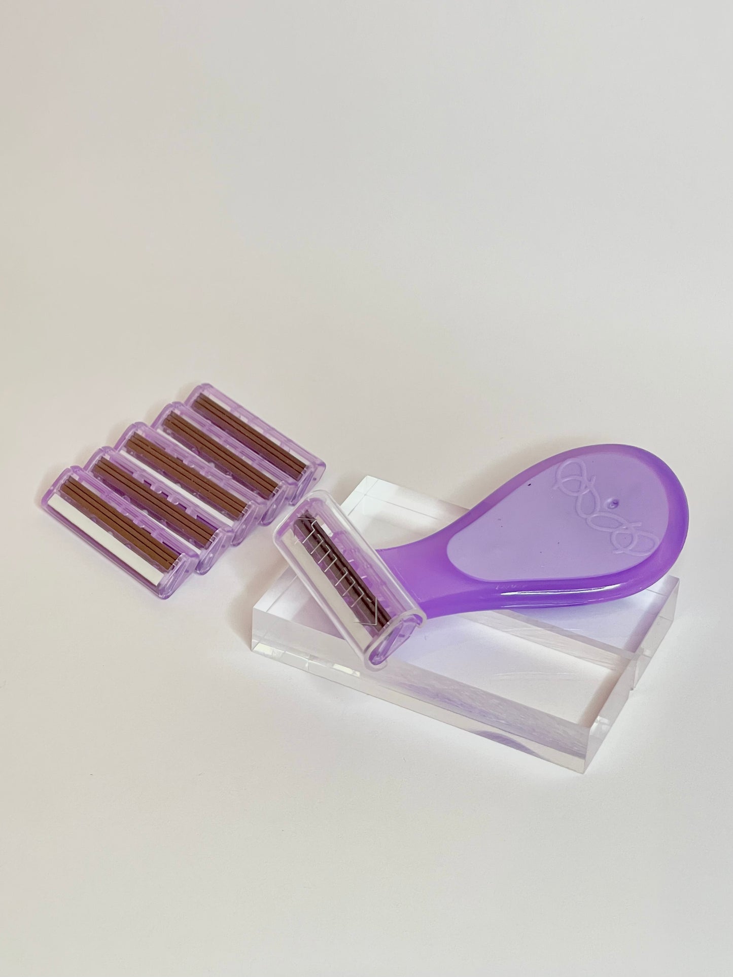 Mikaela Beauty - Women's Travel Size Manual Body Hair Remover (Stainless Steel Blade)