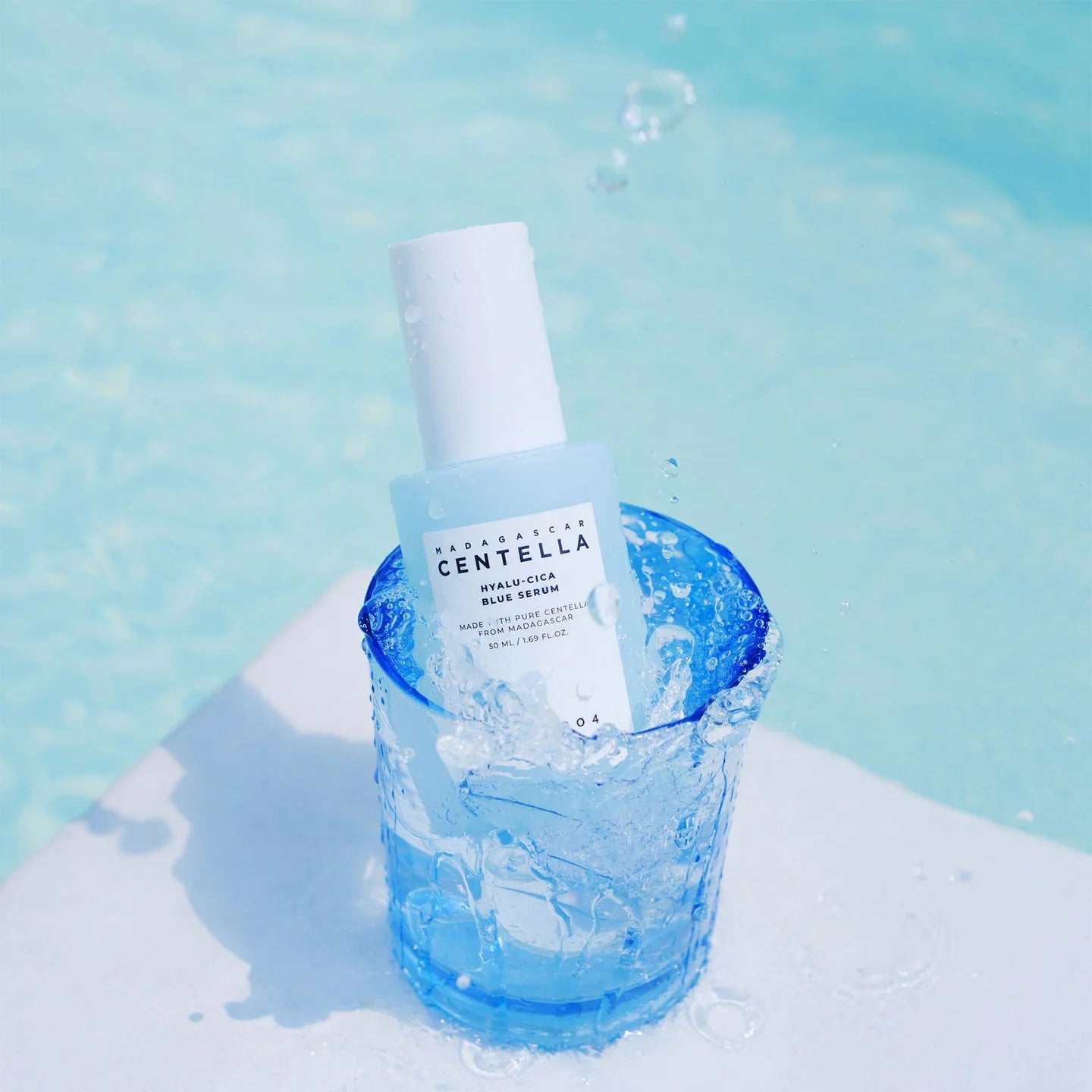 Skin 1004 Madagascar Centella Hyalu-Cica Blue Serum