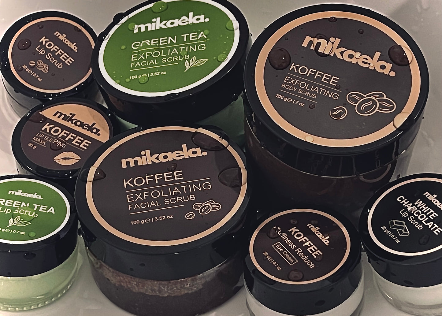 Mikaela Beauty - White Charcolate Lip Scrub