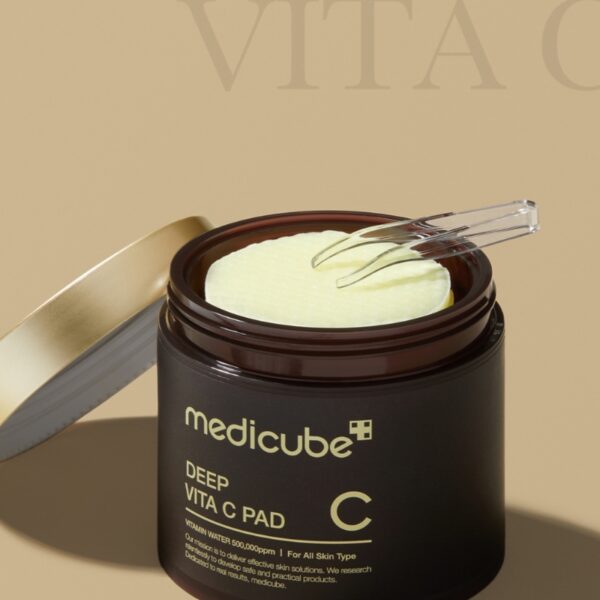 Medicube Deep Vita C Pad